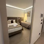Bonocore 2 Konukevi Tropea